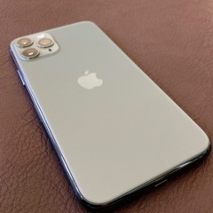 【極美品】iPhone 11 Pro/64GB/SIMフリー版