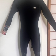 ウェットスーツ女性用billabong