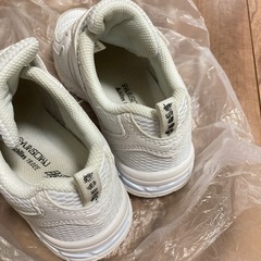 瞬足19.0 白　美品の画像