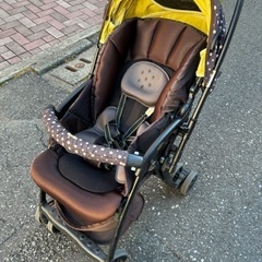 アップリカ　AB型ベビーカーの画像