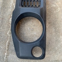 JB64 ジムニー　純正グリル　中古の画像