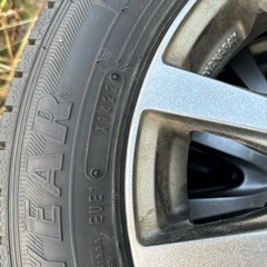 取引中！145/80 r13軽スタッドレスアルミ付き 1年落ち4本セット！の画像