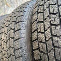 取引中！145/80 r13軽スタッドレスアルミ付き 1年落ち4本セット！の画像