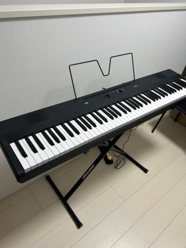KORG L1SP Liano BLACK コルグ 電子ピアノ X型スタンド 高低椅子 ペダル (ゴールド）ヘッドホン セット