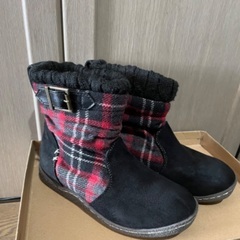ガールズ　ブーツ♡22cm 黒　かわいいスエードチェックの画像
