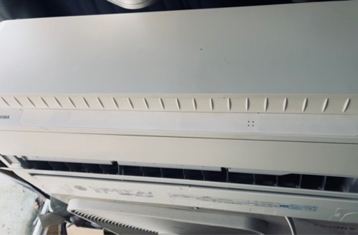 東芝エアコン18畳　RASーF566ADRS中古　2019年工事可