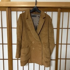 CECIL McBEEのコート