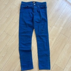 Bershka メンズ ジーンズ