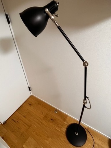 IKEA フロアランプ アーロード