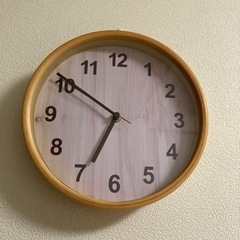 掛け時計　木目調　アナログ