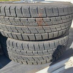 グッドイヤー　アイスナビ　215/60R17　スタッドレスアルミホイール４本セットの画像