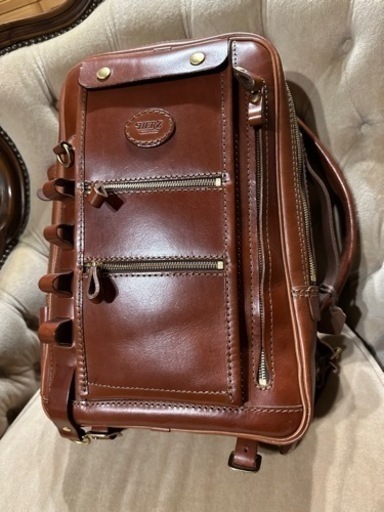 ヘルツ　2way スクウェアリュック