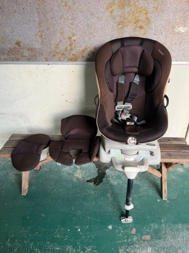 コンビ　チャイルドシート　ゼウスターン