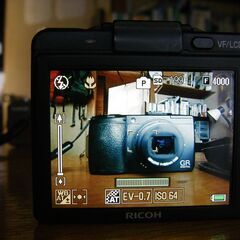 RICHO GR DIGITALIIIとGR DIGITAL I...