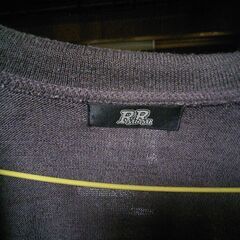 ＲＹＵＲＹＵの茶色のセーターです。売ります。の画像