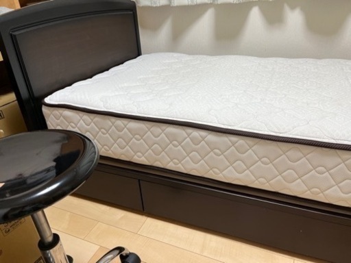 収納付きシングルベッド