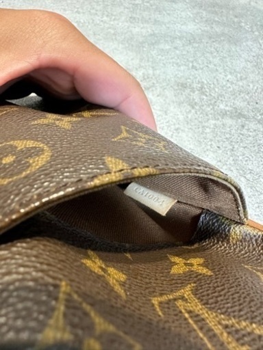 LOUISVUITTONルイヴィトン モノグラム ポシェットガンジュ