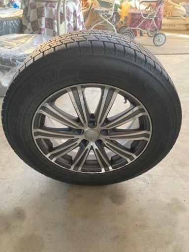 【けん様確定済】17インチ スタッドレスタイヤ 4本セット