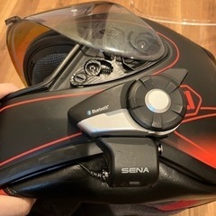 バイク用フルフェイスヘルメットの画像