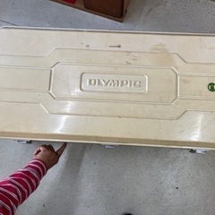 OLYMPIC ビッグレジャー75L、大型クーラーボックス　遠征釣りの画像