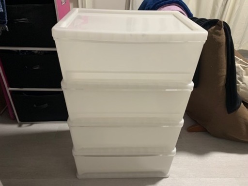 【決まりました】タンス 4段 プラスチック ホワイト 値段交渉可能！