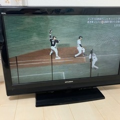 液晶テレビ　リモコン難ありの画像