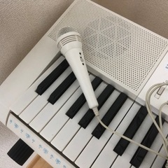電子キーボードとスタンドセット！！の画像