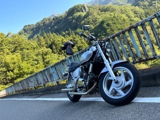 マグナ 250