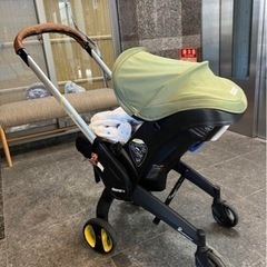 【yun】doona ドゥーナ ベビーカー カーキ色 ベビーカー チャイルドシート ドゥーナ