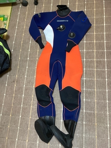 ダイビング用品セット　ドライスーツその他　本日終了！