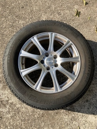 スタッドレスタイヤ、ホイール　4本セット