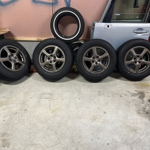 ご購入ありがとうございます！今ならまだ間に合う！2週間限定値下げ！ホイール付きスタッドレス