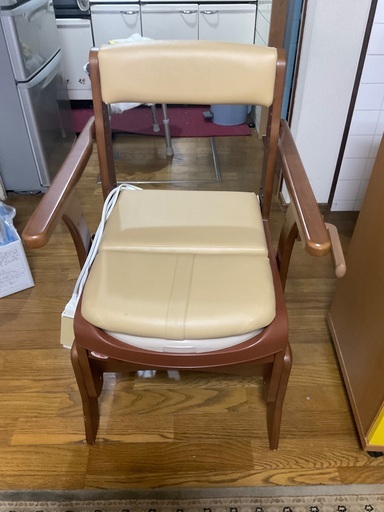 介護　ポータブルトイレ
