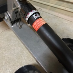 背筋マシーン 筋トレの画像