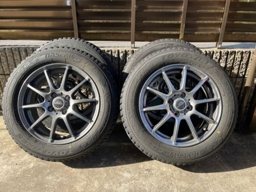 スタッドレスタイヤ