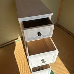 チェスト 物入れ 白の画像