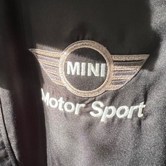 ミニクーパーのジャケットの画像