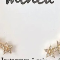 星　ピアスの画像