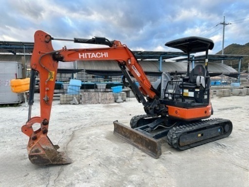 日立HITACHI ZX35U-5B 製造年 : 2016年12月,配管付、ゴムキャッター、アームクレーン、マルチレバー、倍速. 時間計：1120時間