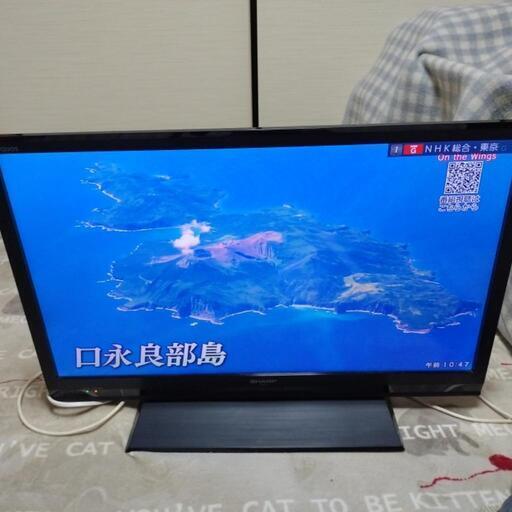 2013年製シャープ32型フルハイビジョン