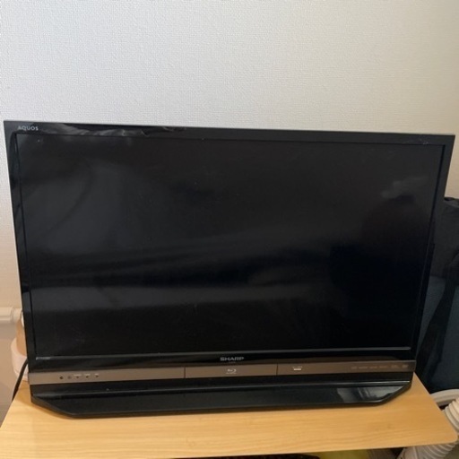 AQUOS 32インチ　Blu-ray HDD内蔵