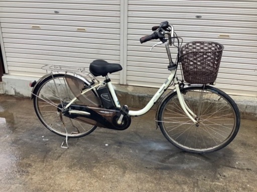 236 パナソニック新機種電動アシスト自転車viviDX26インチ　ホワイトボディー
