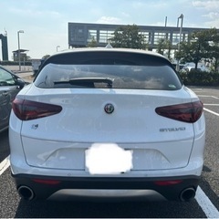 値下げしました❗️アルファロメオ　ステルヴィオ　美車の画像