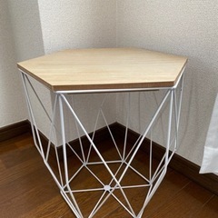 コーヒーテーブル