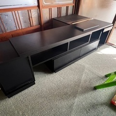 テレビボードの画像