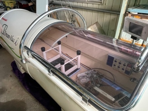 酸素カプセル　KAWASAKI製