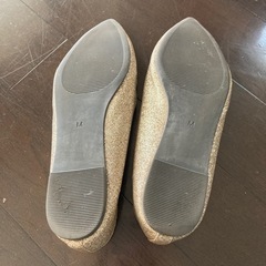 ゴールドラメ　パンプスMサイズの画像