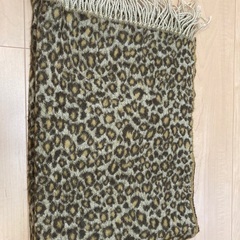 レオパード柄大判ストール