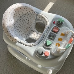 無料でお譲り！【ヤトミ】ベビーウォーカー　歩行器