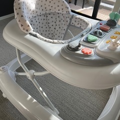無料でお譲り！【ヤトミ】ベビーウォーカー　歩行器の画像